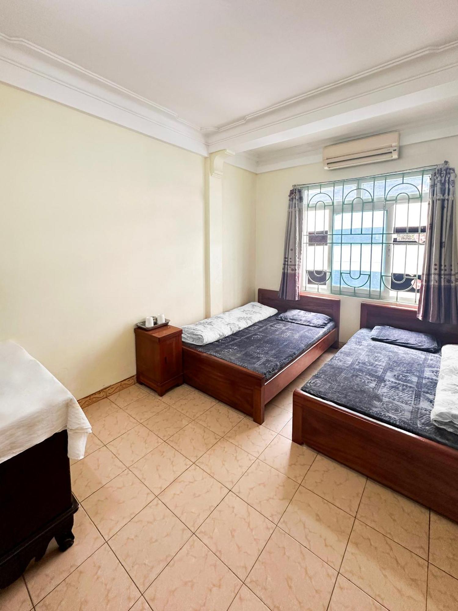 Nha Nghi 14 Nguyen Quyen Homestay Hanoi